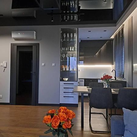 Resinest Apartamenty Jurowiecka J15 Białystok Exteriör bild